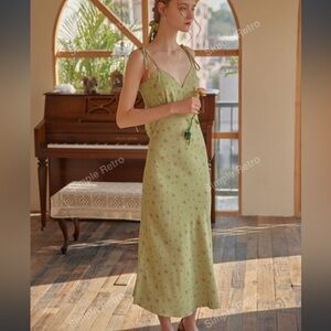 Simple Retro Floral Knot Detail Cami Dress, New with Tags, Size Small